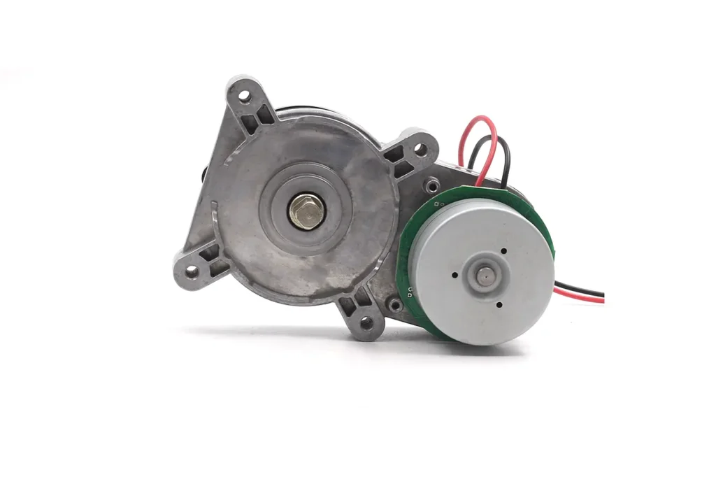 ice maker motor wiring terminal and output shaft on the same side.