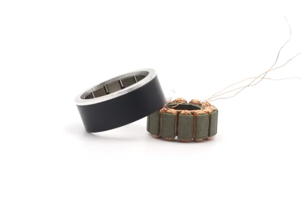 Customizable frameless motor available in magnetic plate and magnetic ring versions