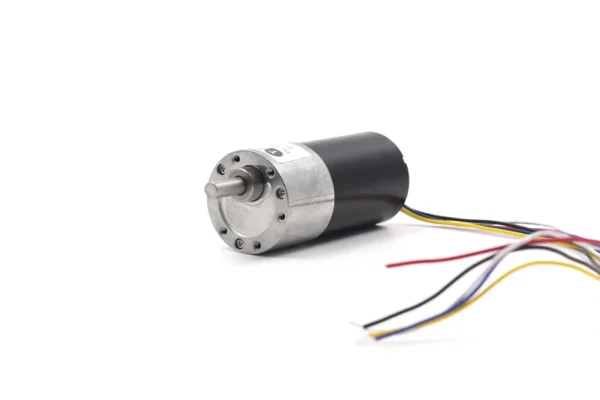 24v brushed bldc eccentric gear motor label TSINGLIN production label on the TSL-JGB37-BL3650 eccentric shaft brushless DC gear motor