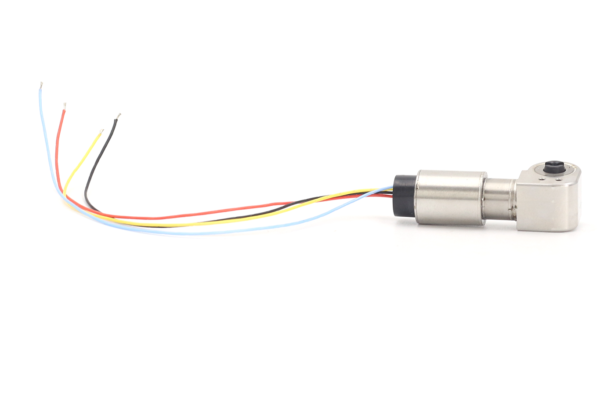 4-pin wiring harness connecting integrated driver and magnetic encoder to host controller.