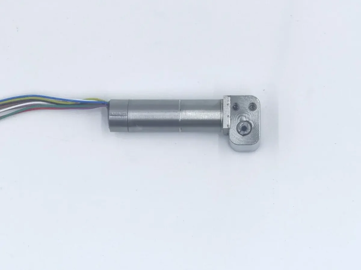 Image 7 – Updated worm drive actuator with housing